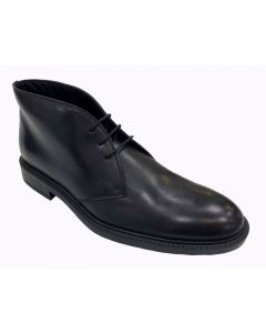 Tod’s black leather chukka boot